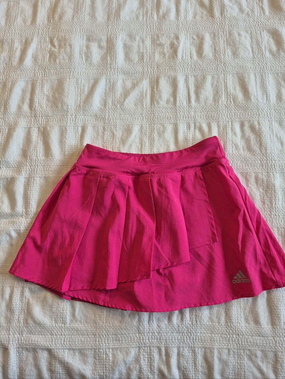 ADIDAS girls Medium or 10/12 bright pink skirt with shorts EUC